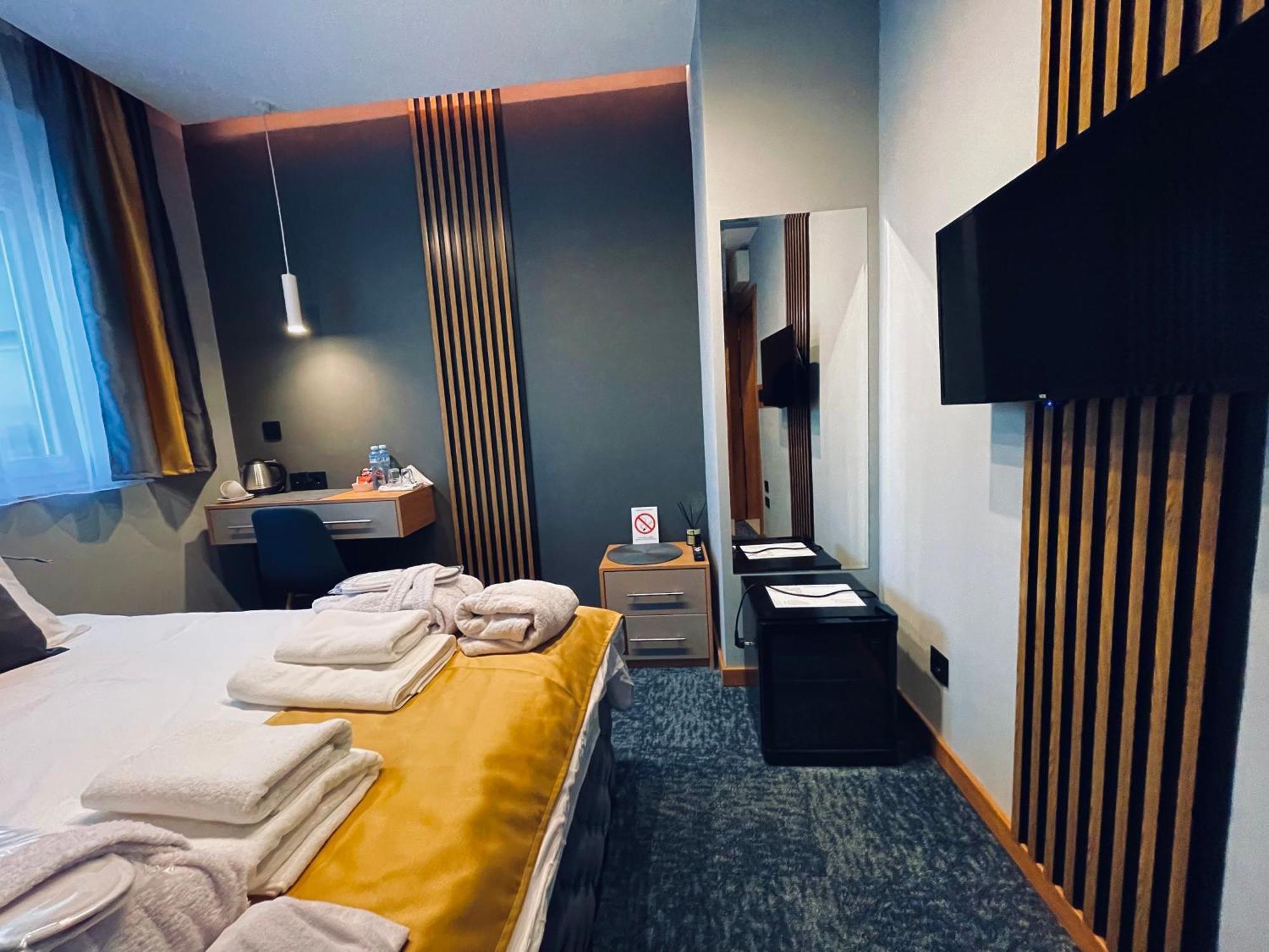 Mozaik Apartments & Spa - Modern 4-Star Apartments With Exclusive Private Spa Wellness In The City Center - Sauna, Jacuzzi, Turkish Bath - Free Parking, Wi-Fi - Rooms & Apartments Чуприя Экстерьер фото